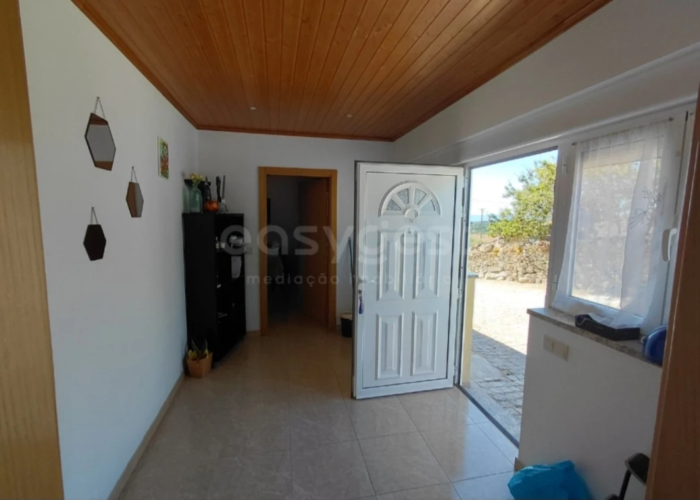 Moradia T3 para Venda em Carrazeda de Ansiães Foto 9