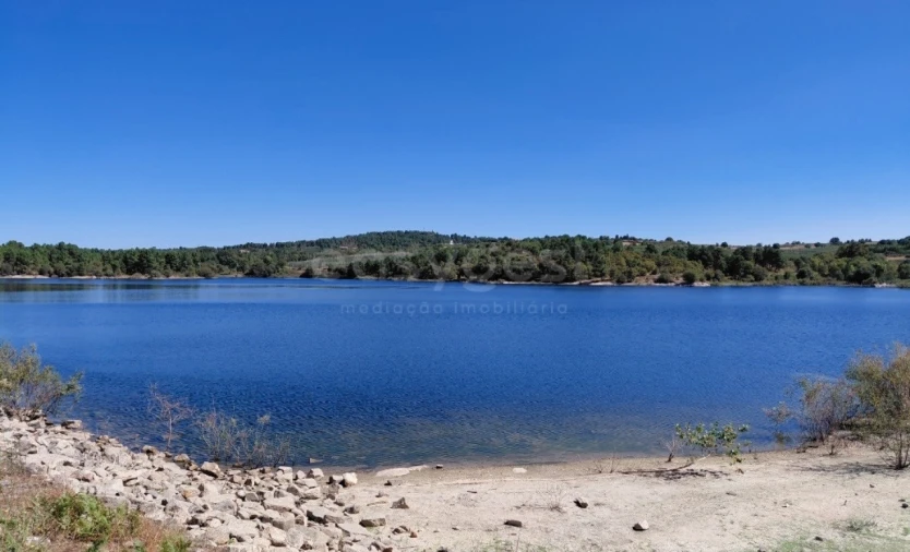 Moradia T3 para Venda em Carrazeda de Ansiães Foto 37