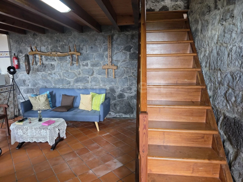 Moradia T4 para Venda em Santo Amaro Foto 17