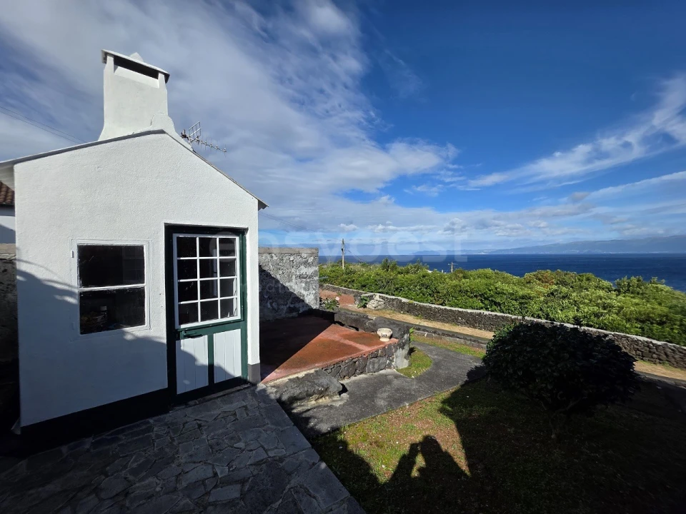 Moradia T4 para Venda em Santo Amaro Foto 39