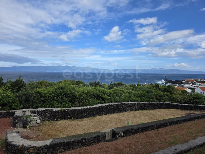 Moradia T4 para Venda em Santo Amaro