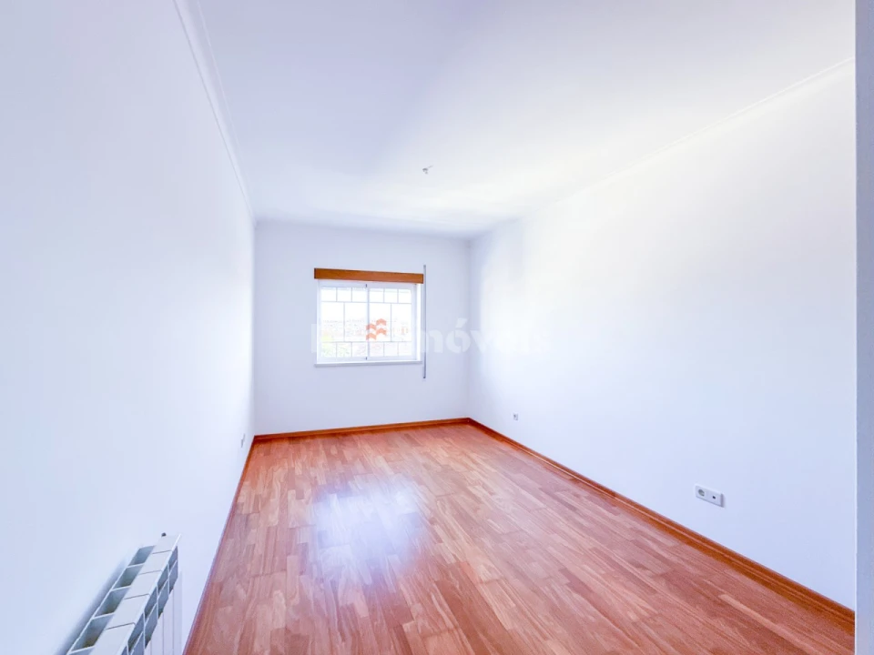 Apartamento T3 para Venda em São João Baptista Foto 24