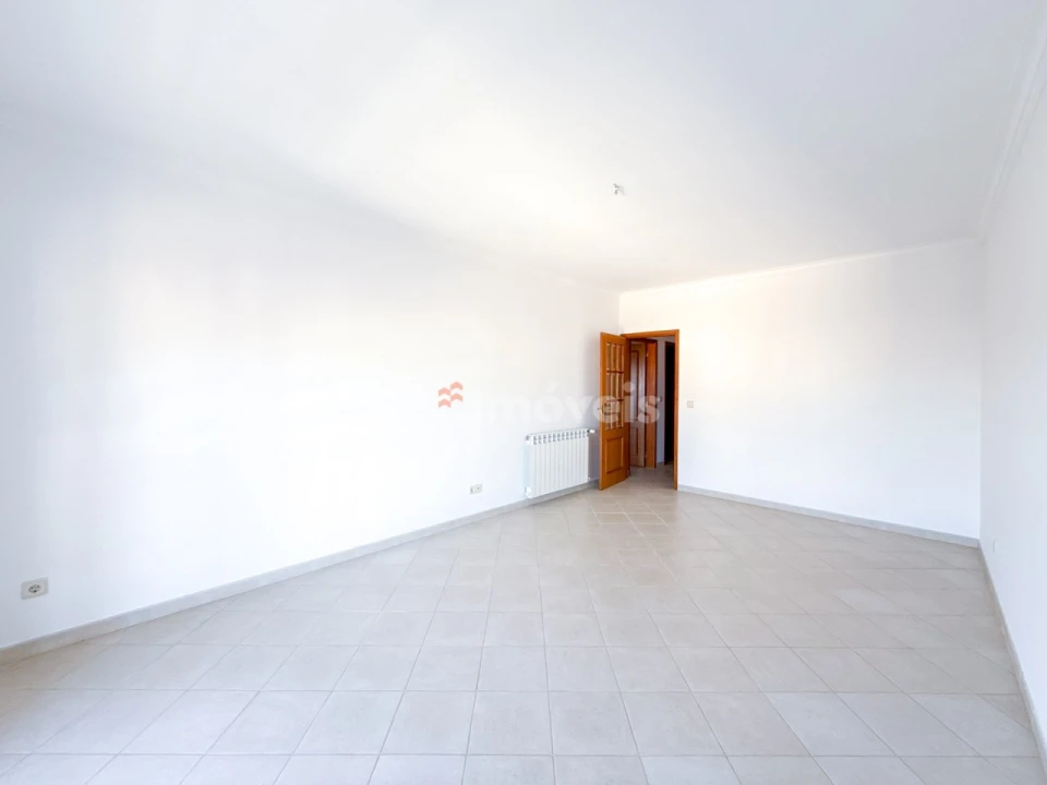 Apartamento T3 para Venda em São João Baptista Foto 4