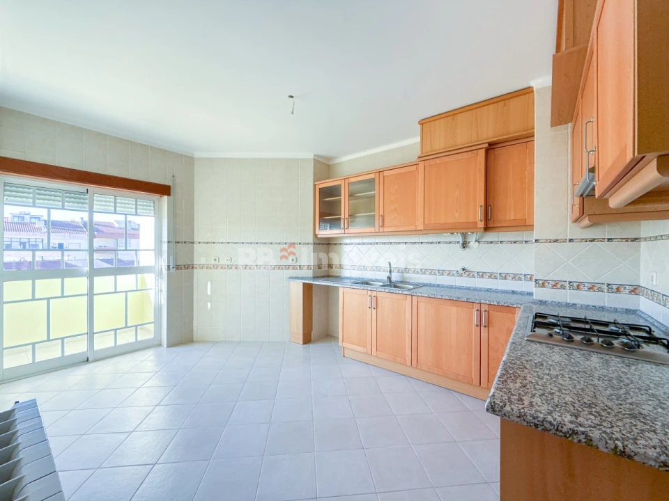 Apartamento T3 para Venda em São João Baptista Foto 6
