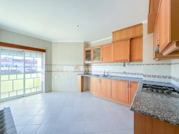 Apartamento T3 para Venda em São João Baptista