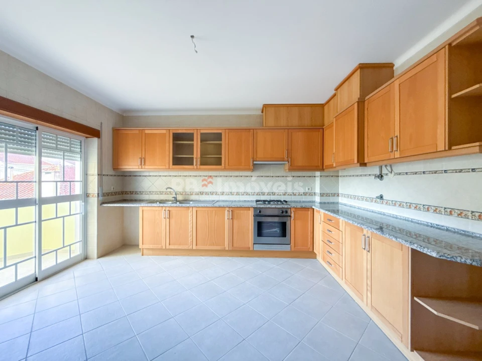 Apartamento T3 para Venda em São João Baptista Foto 1