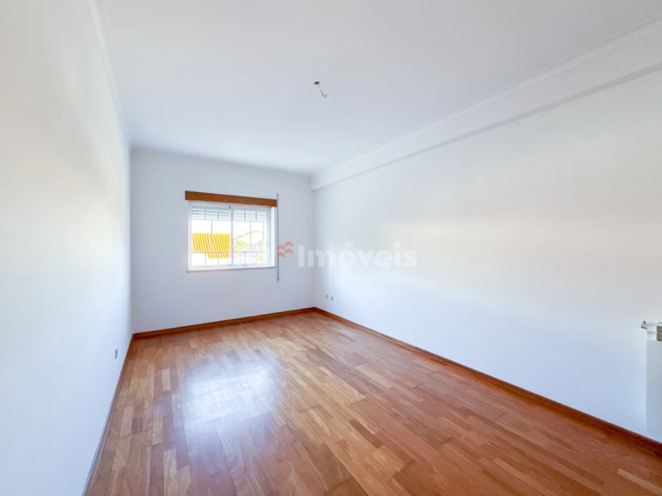 Apartamento T3 para Venda em São João Baptista Foto 15