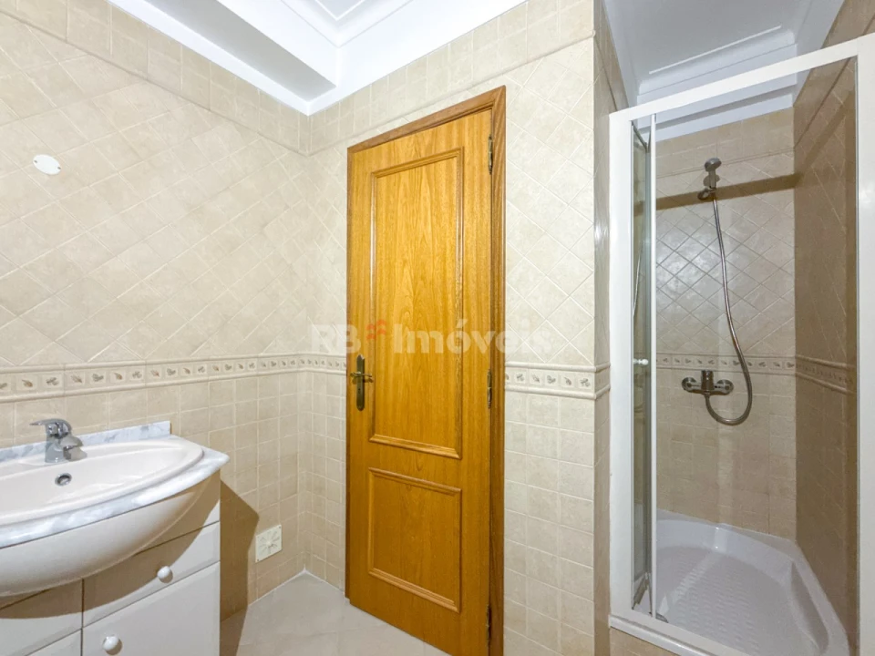 Apartamento T3 para Venda em São João Baptista Foto 26