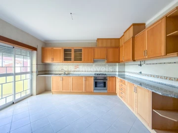 Apartamento T3 para Venda em São João Baptista