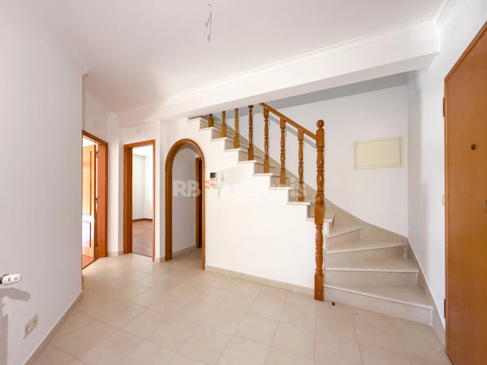Apartamento T2 para Venda em São João Baptista Foto 1