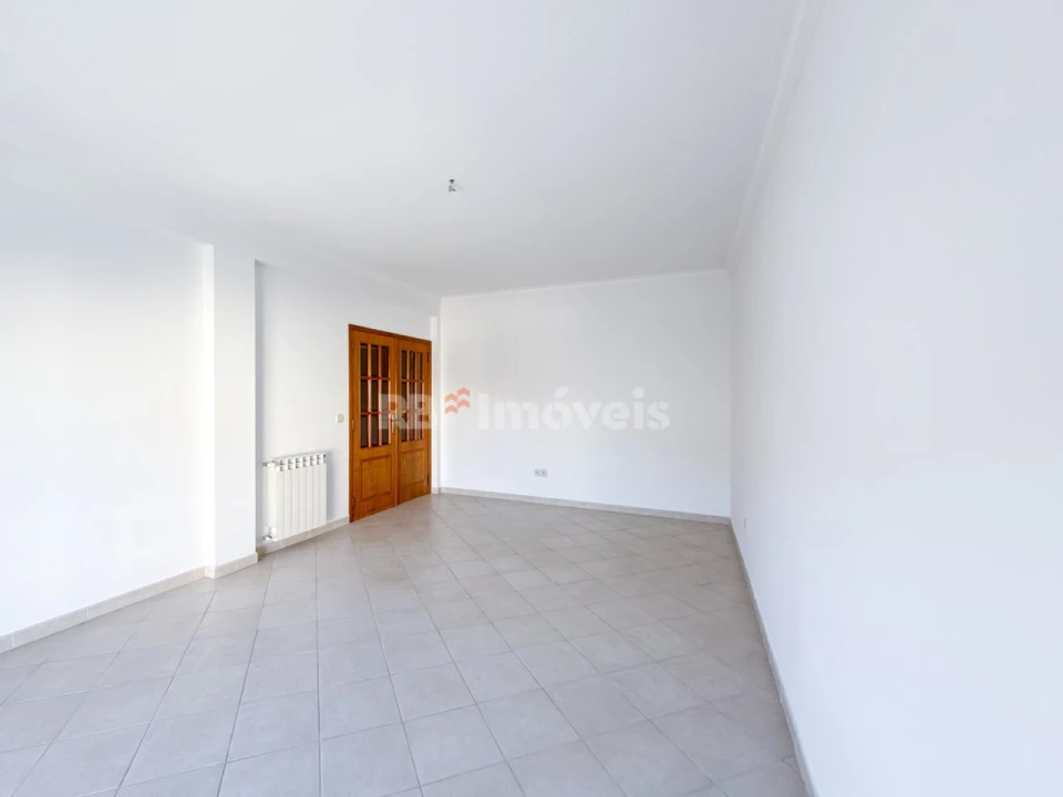 Apartamento T2 para Venda em São João Baptista Foto 9