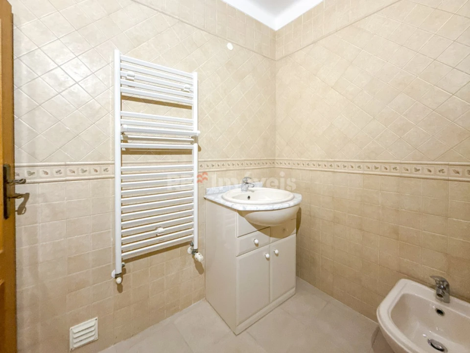 Apartamento T2 para Venda em São João Baptista Foto 15