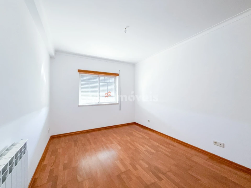 Apartamento T2 para Venda em São João Baptista Foto 18
