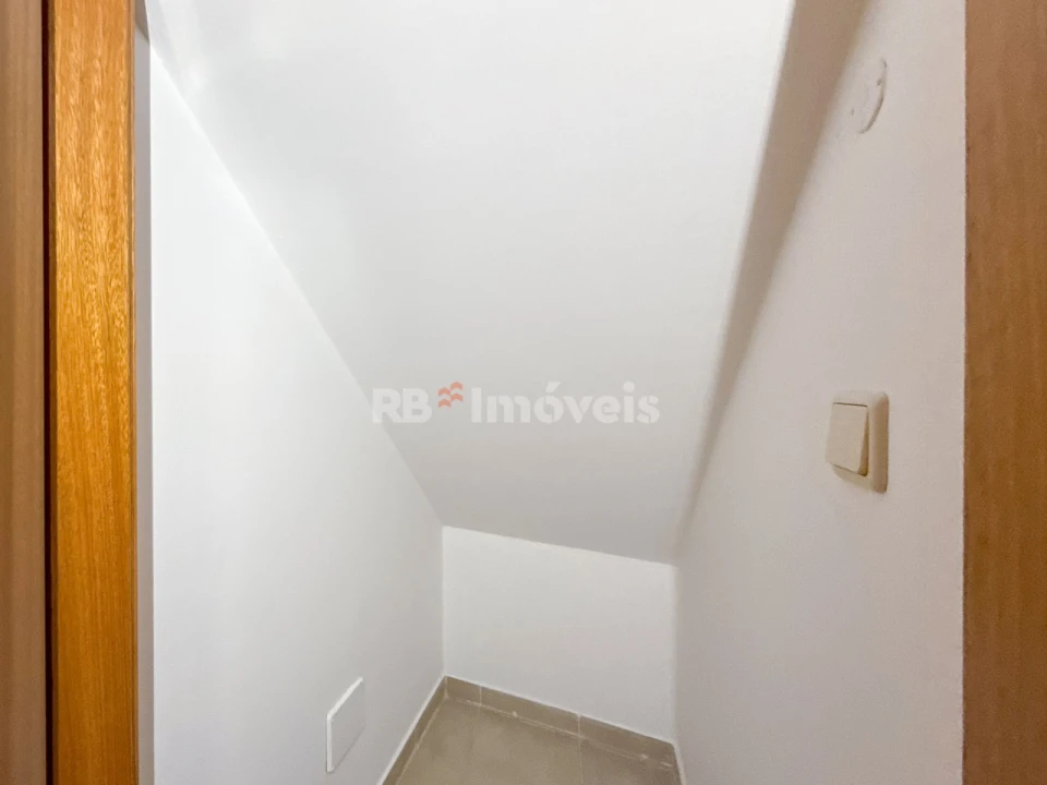 Apartamento T2 para Venda em São João Baptista Foto 29