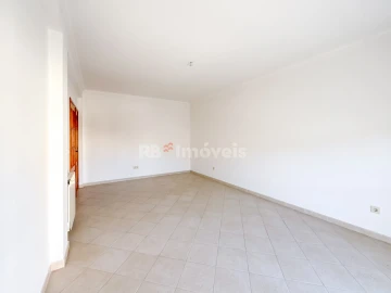 Apartamento T2 para Venda em São João Baptista