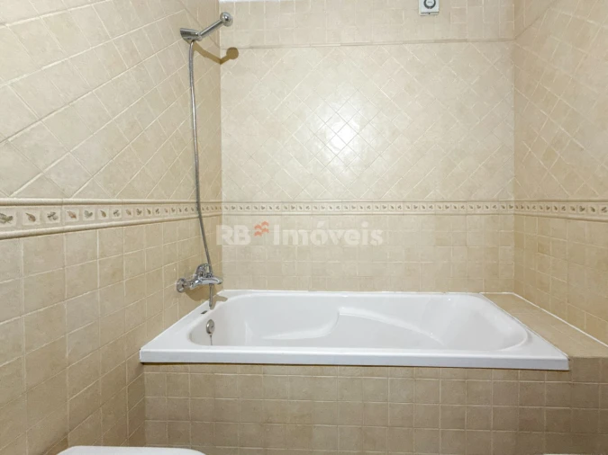 Apartamento T2 para Venda em São João Baptista Foto 17