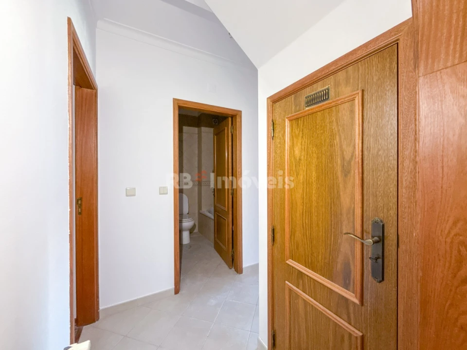 Apartamento T3 para Venda em São João Baptista Foto 8