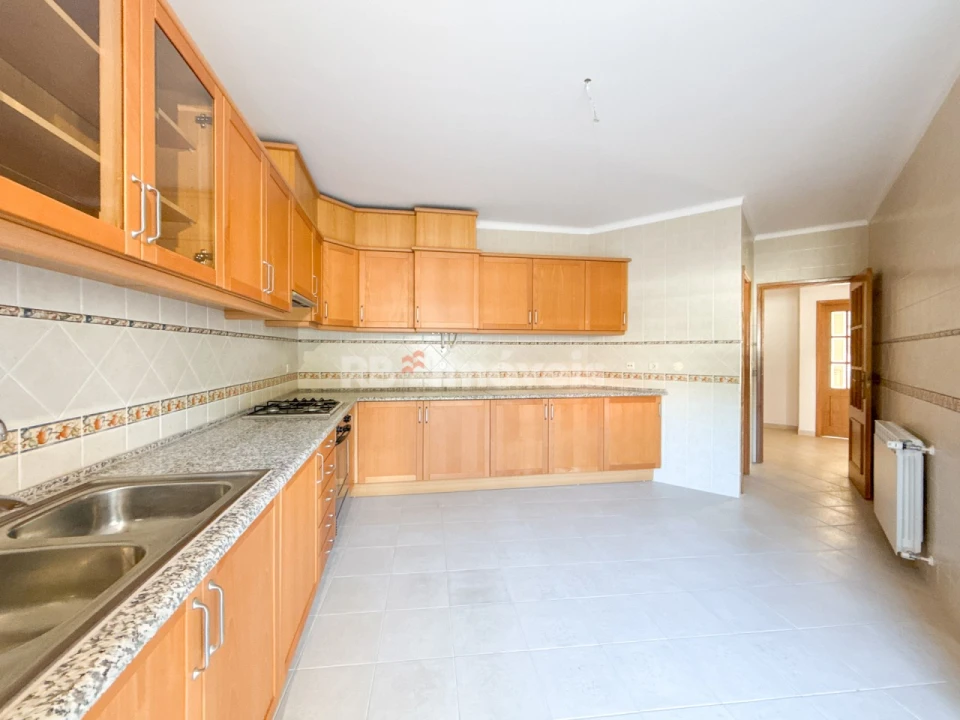 Apartamento T3 para Venda em São João Baptista Foto 16