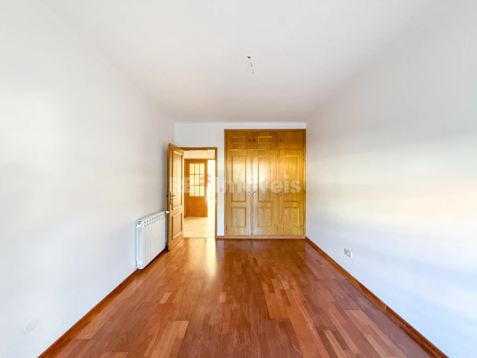 Apartamento T3 para Venda em São João Baptista Foto 25