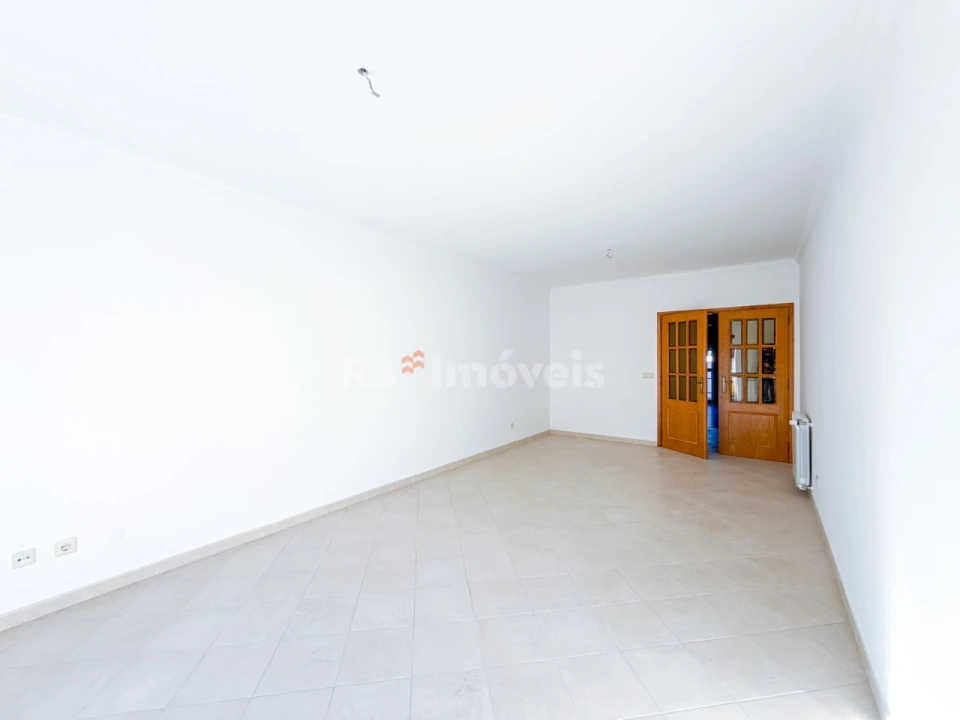 Apartamento T3 para Venda em São João Baptista Foto 3