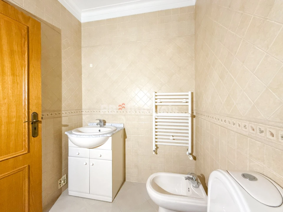Apartamento T3 para Venda em São João Baptista Foto 11