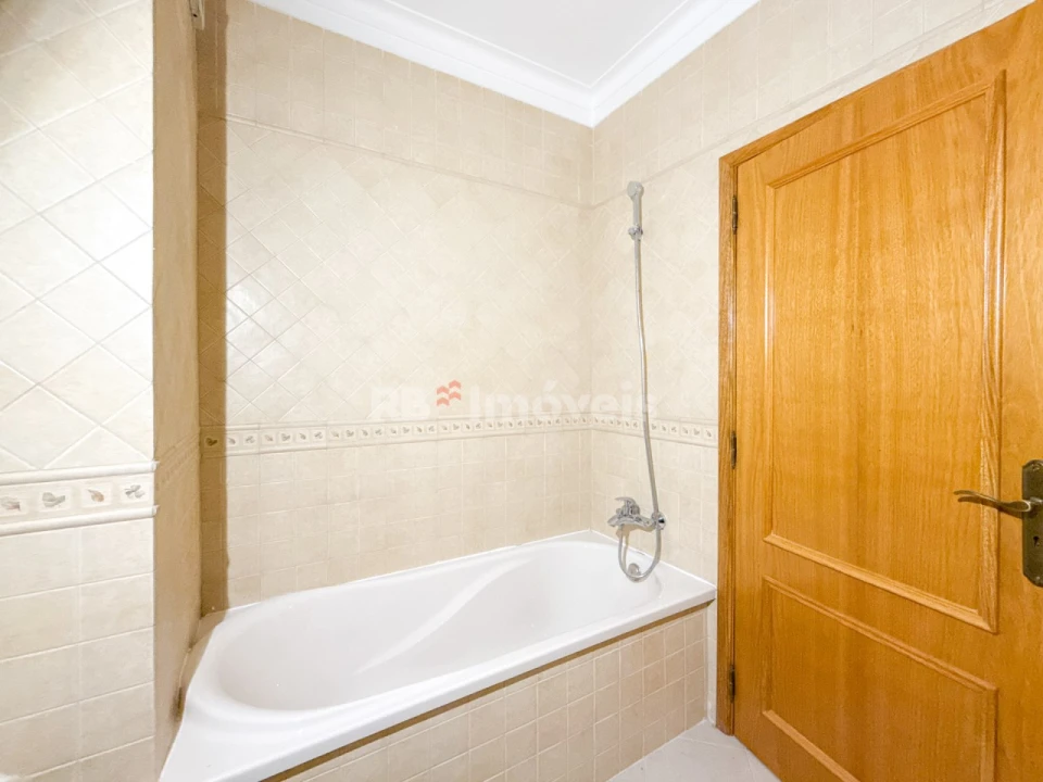 Apartamento T3 para Venda em São João Baptista Foto 12