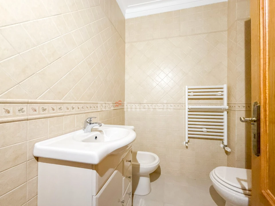 Apartamento T3 para Venda em São João Baptista Foto 23