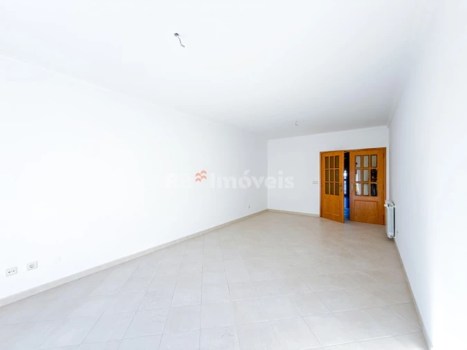 Apartamento T3 para Venda em São João Baptista Foto 3