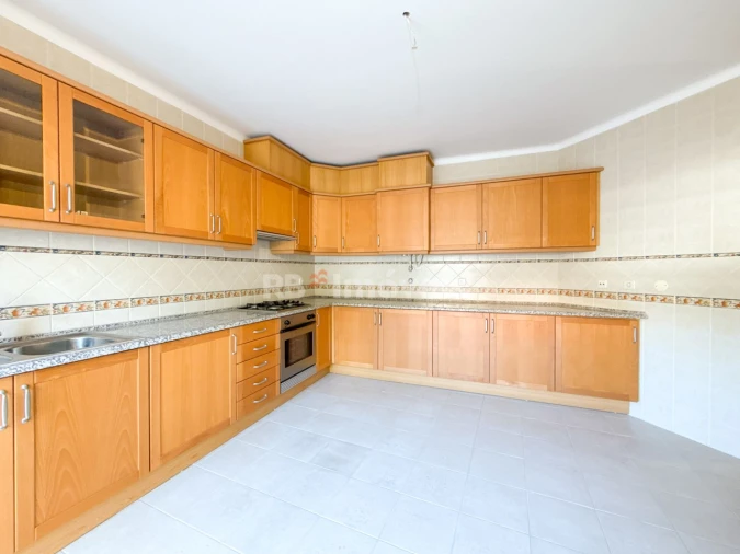 Apartamento T3 para Venda em São João Baptista Foto 24