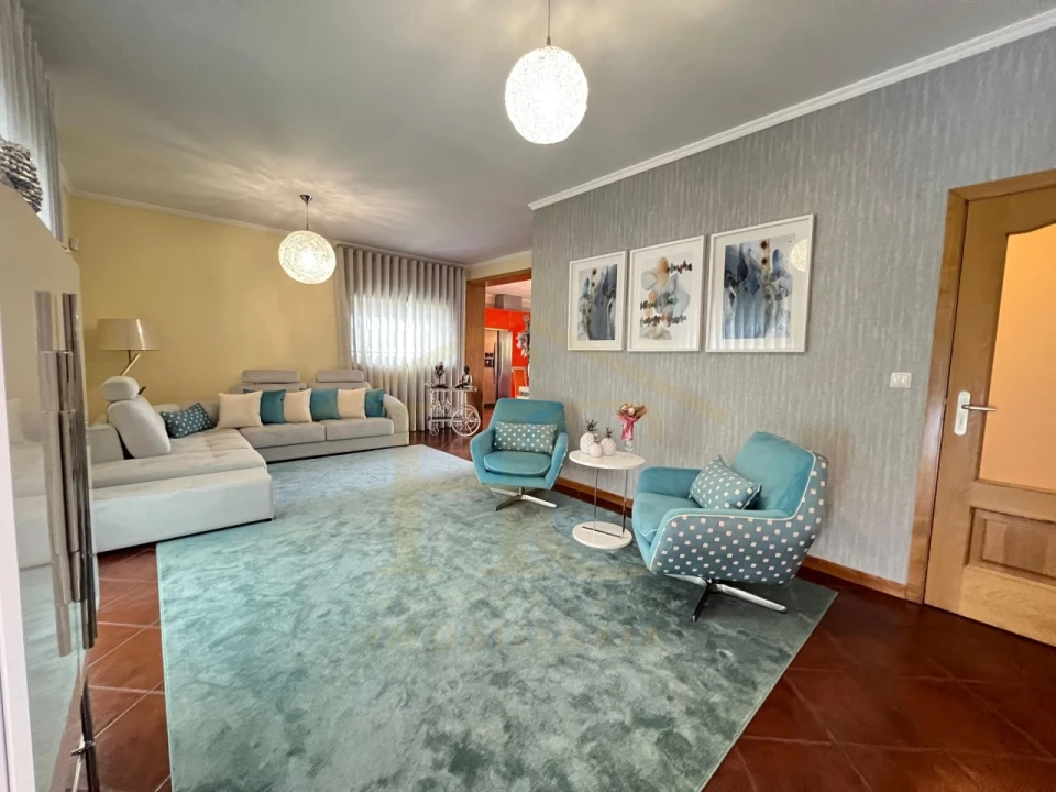 Moradia T3 para Venda em Travanca Foto 7