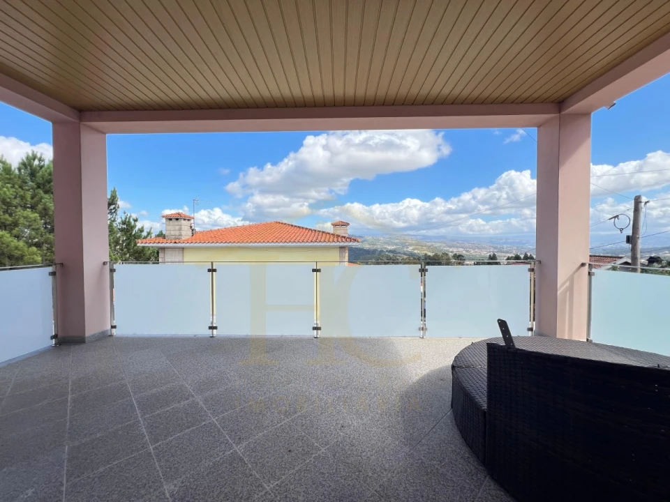 Moradia T3 para Venda em Travanca Foto 20