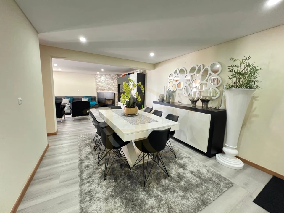 Moradia T3 para Venda em Travanca Foto 1