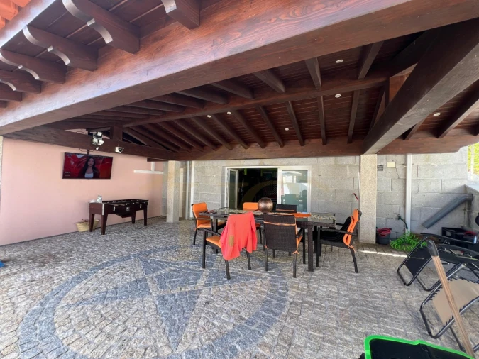 Moradia T3 para Venda em Travanca Foto 43