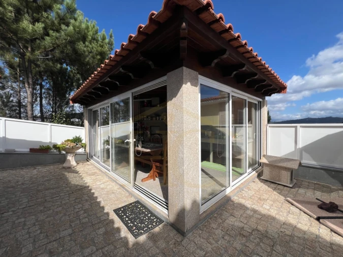 Moradia T3 para Venda em Travanca Foto 45