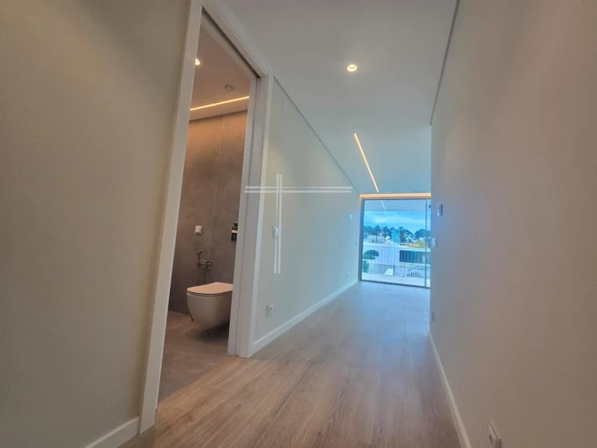 Moradia T5 para Venda em Corroios Foto 31