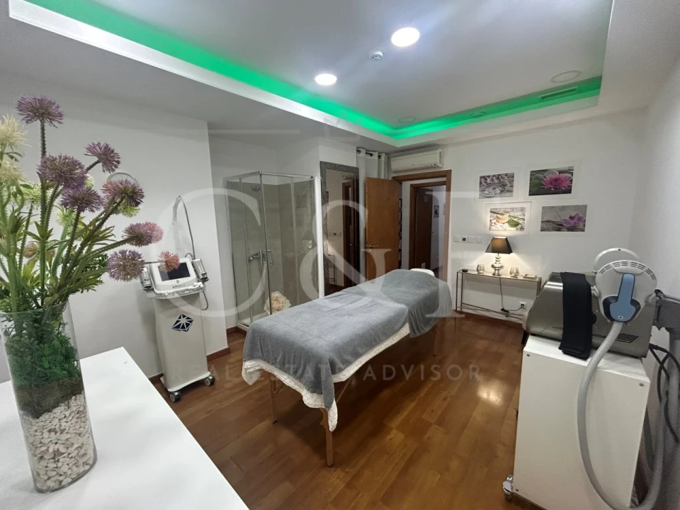 Negócio para Venda em Algés, Linda-A-Velha e Cruz Quebrada-Dafundo Foto 13