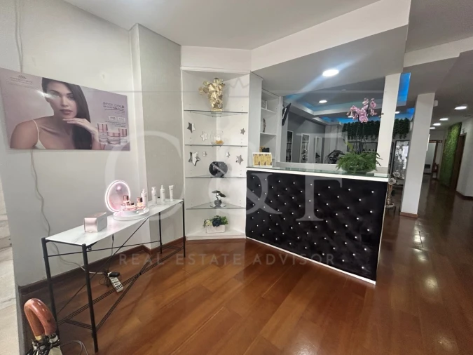 Negócio para Venda em Algés, Linda-A-Velha e Cruz Quebrada-Dafundo Foto 1