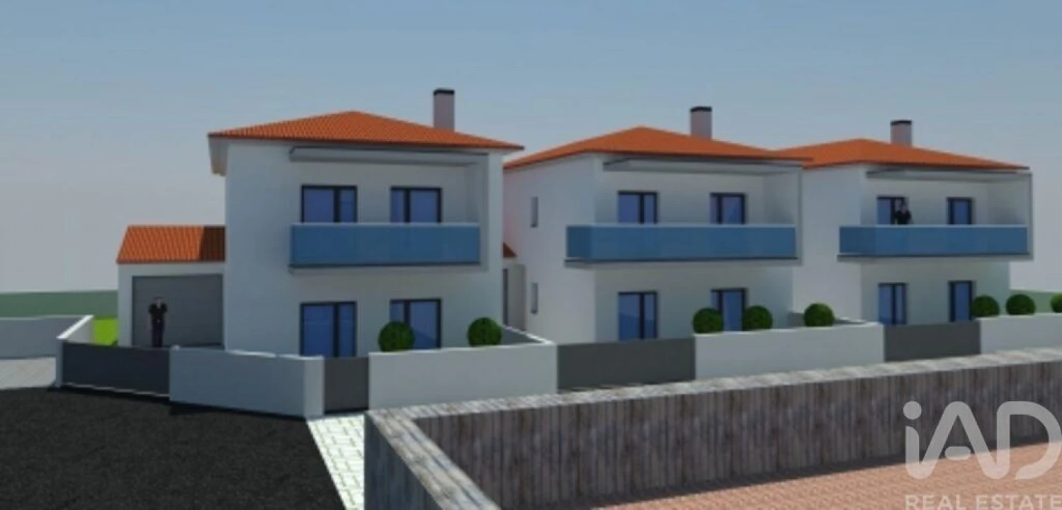 Moradia T4 para Venda em Amor Foto 2