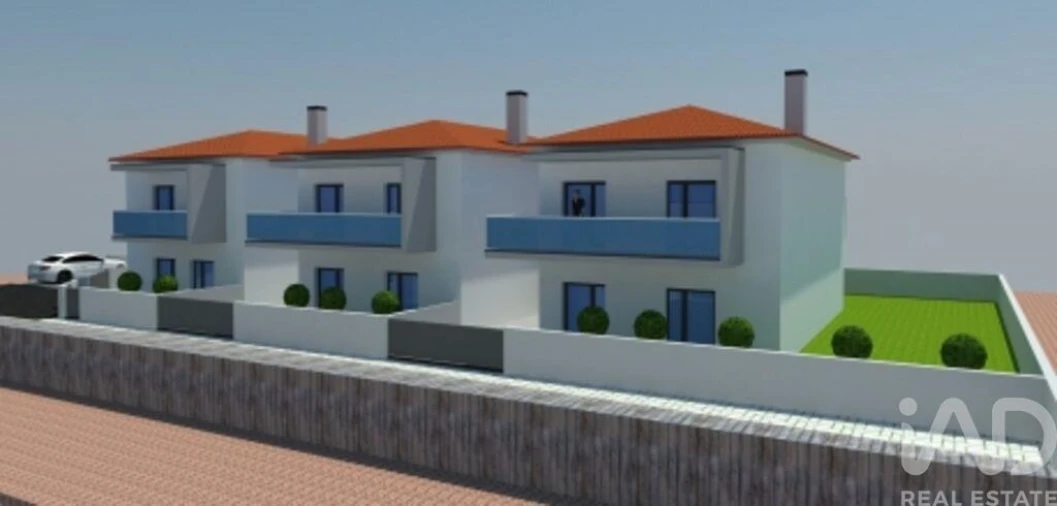 Moradia T4 para Venda em Amor Foto 5