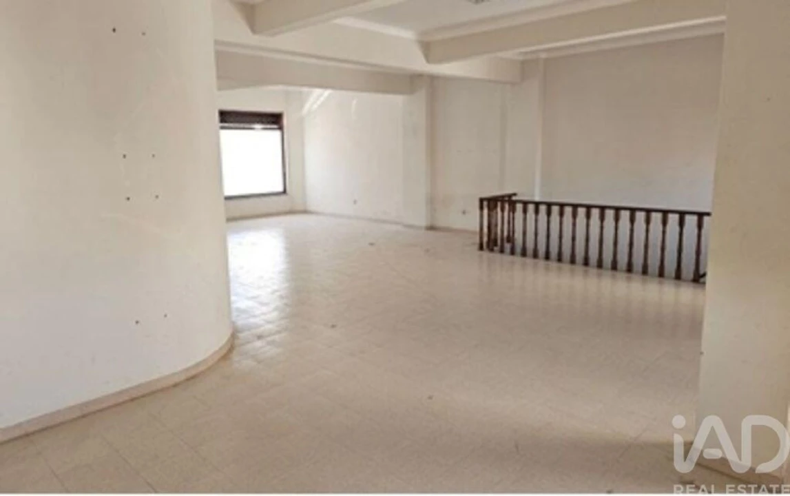 Loja para Venda em Amora Foto 3