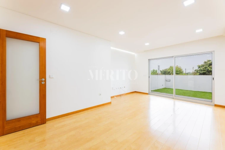 Moradia T3 para Venda em Gamil e Midões Foto 3