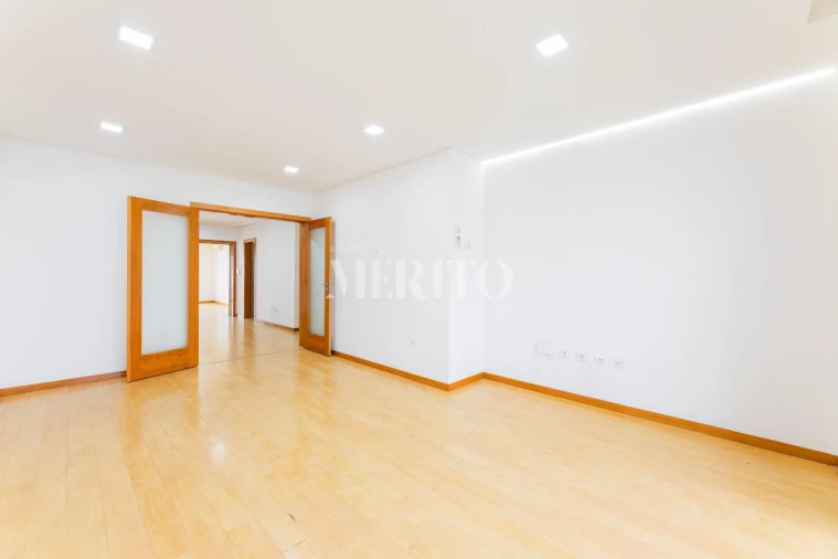 Moradia T3 para Venda em Gamil e Midões Foto 4