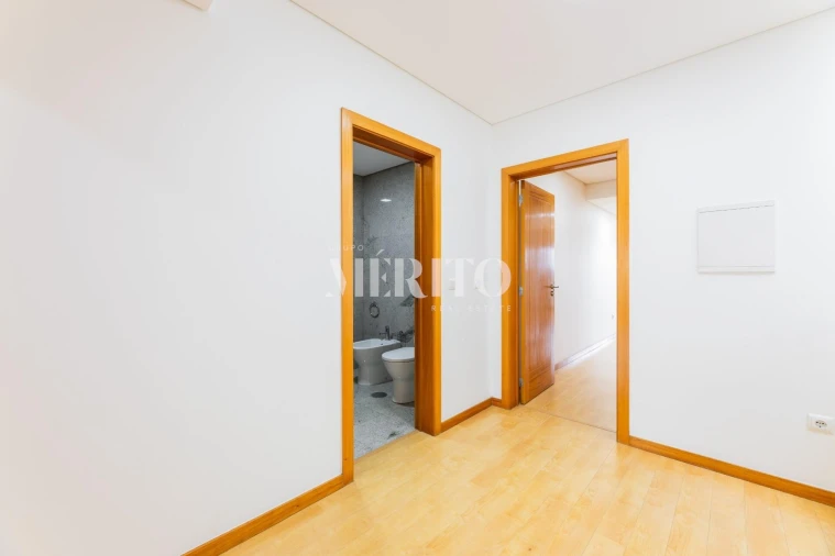 Moradia T3 para Venda em Gamil e Midões Foto 21