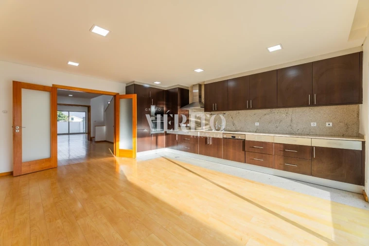 Moradia T3 para Venda em Gamil e Midões Foto 6