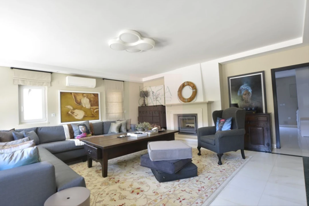 Moradia T6 para Venda em Santa Maria e São Miguel, São Martinho, São Pedro Penaferrim Foto 5