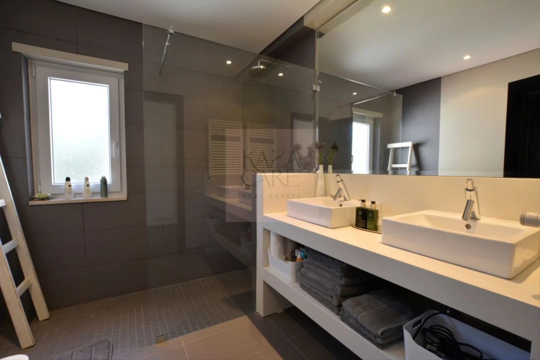 Moradia T6 para Venda em Santa Maria e São Miguel, São Martinho, São Pedro Penaferrim Foto 44