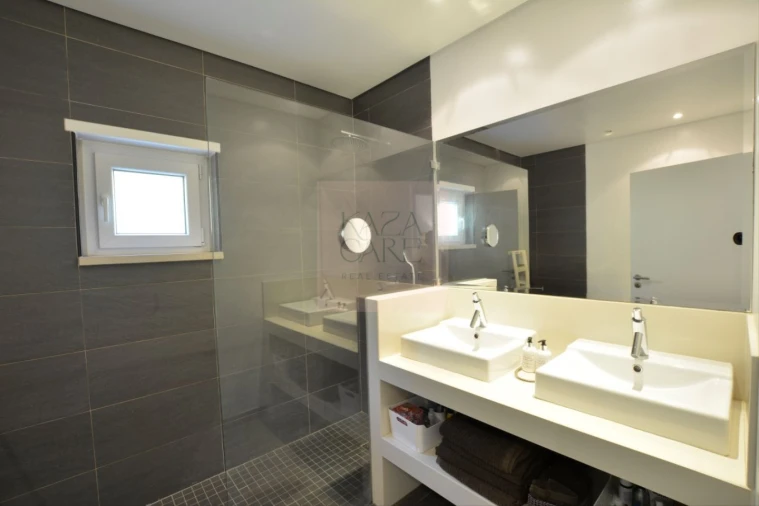 Moradia T6 para Venda em Santa Maria e São Miguel, São Martinho, São Pedro Penaferrim Foto 64