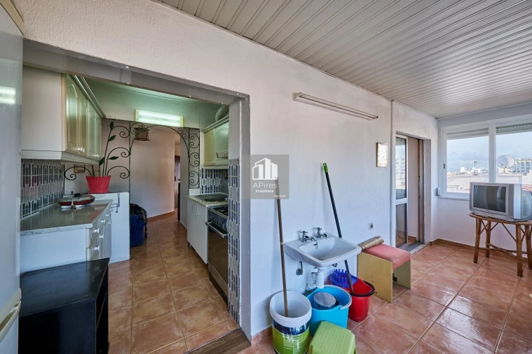 Apartamento T1 para Venda em Costa da Caparica Foto 21