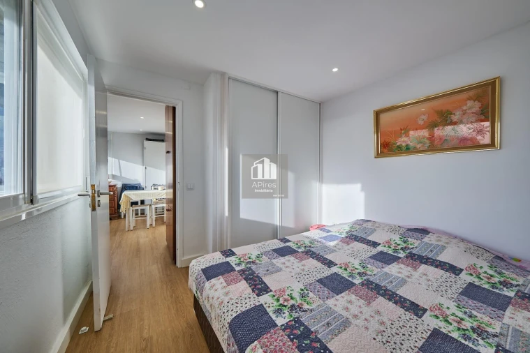 Apartamento T1 para Venda em Costa da Caparica Foto 11