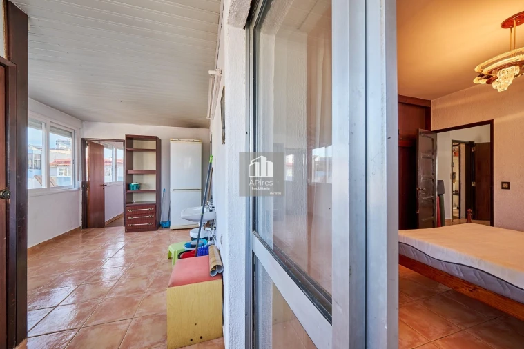 Apartamento T1 para Venda em Costa da Caparica Foto 19